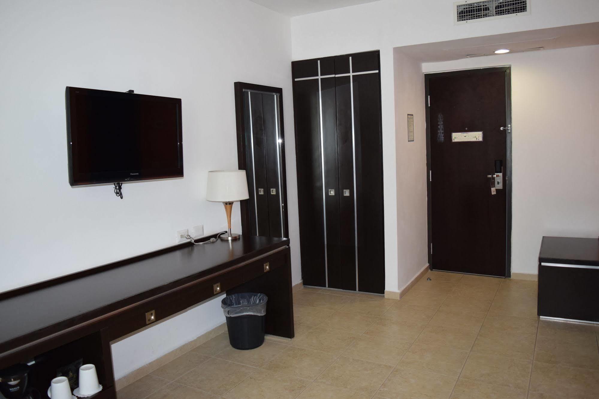 Hotel Oliba Boca Del Rio Экстерьер фото