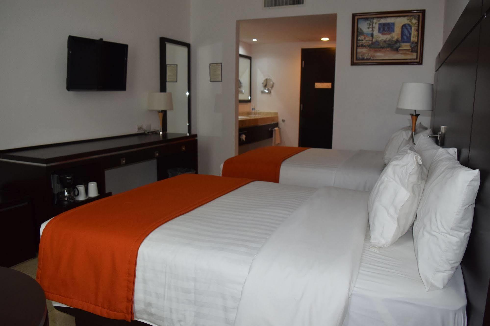 Hotel Oliba Boca Del Rio Экстерьер фото